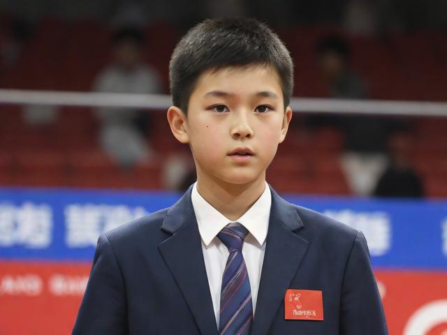 九游JIUYOU SPORTS_ “智慧裁判”系统在青少年比赛中试点，提升判罚公正性
