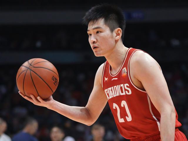 jiuyou.com_ CBA联赛多场焦点战精彩纷呈，球迷叫好，cba对战