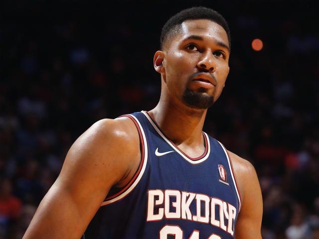 “九游app_ 历史回顾：NBA几十年来的十大经典封盖”，nba封面设计